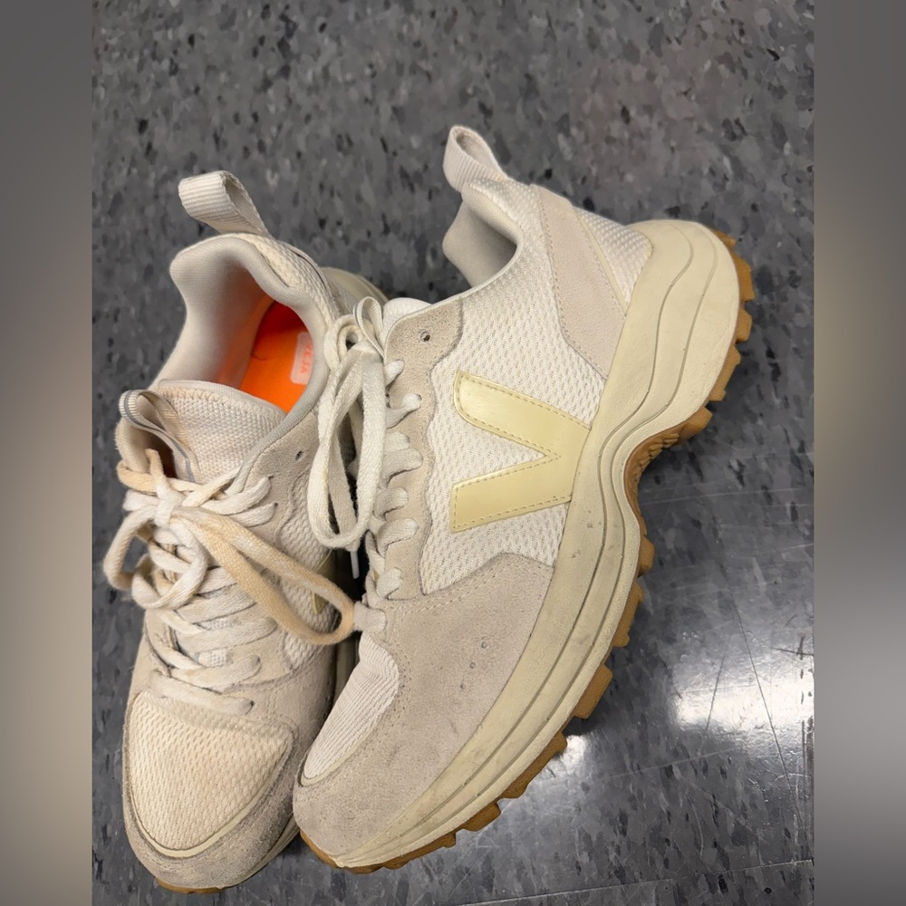 Veja Venturi Sneakers+ NEW SHOELACES